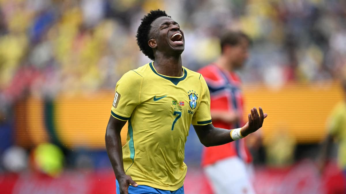 Arsenal is attempting a massive move for Vinicius Jr!