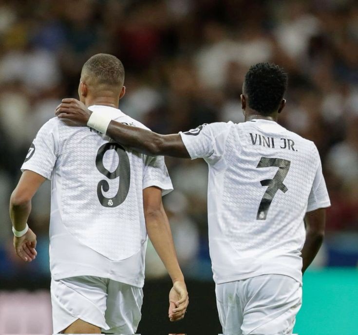 Mbappé Vinicius
