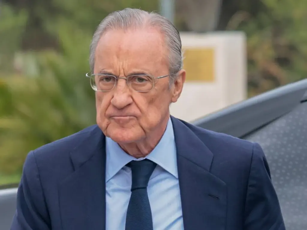 Team A: Florentino Pérez gives Carlo Ancelotti the bitter pill before Milan
