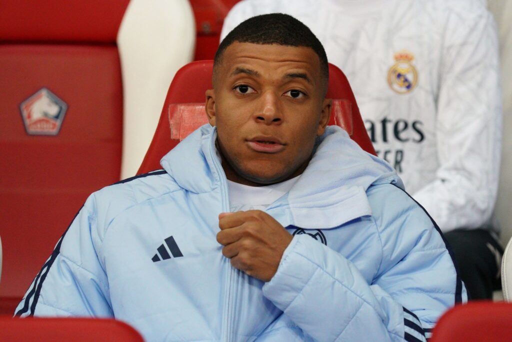 Kylian Mbappé's camp speaks out on Didier Deschamps: "It is false to say that"