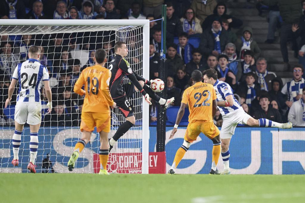 6 saves by Lunin against Sociedad, Carlo Ancelotti surprises: "It seems far off to me…"