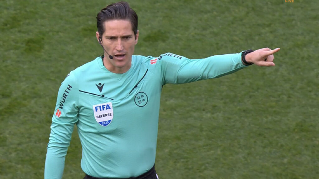 Terrible news for José Luis Munuera Montero, the referee of the Osasuna - Real match