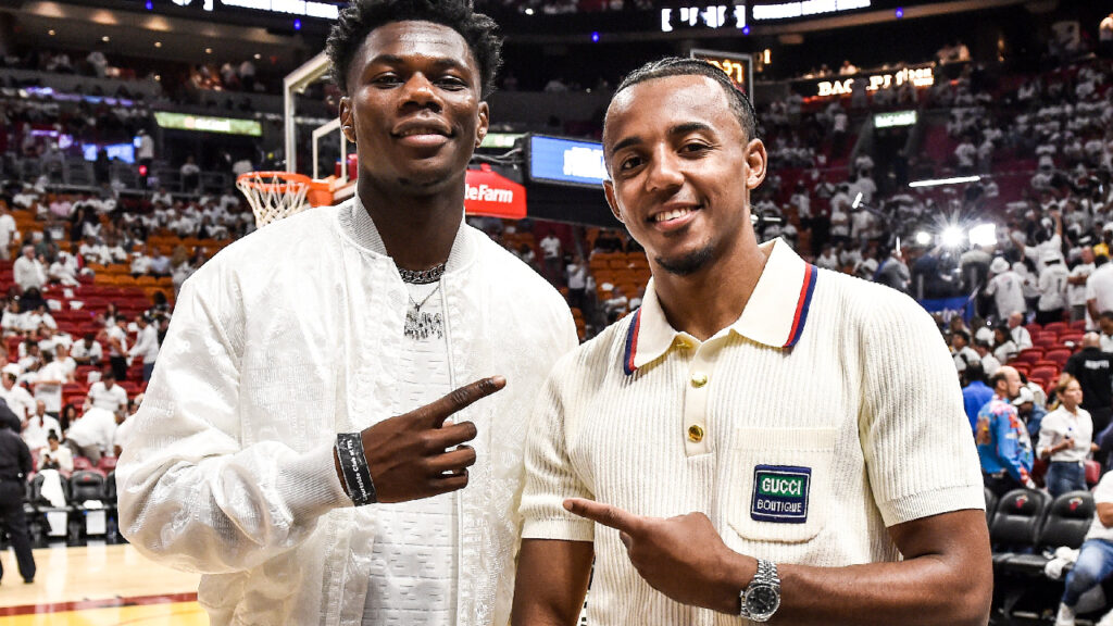 Jules Koundé n'est pas meilleur ami avec Mbappé, il balance avant le Clasico
