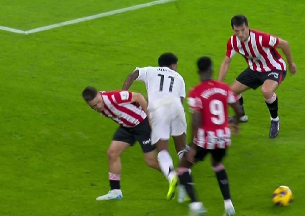 13h après Bilbao - Real Madrid, la terrible nouvelle tombe pour l'arbitre VAR : c'est grave !