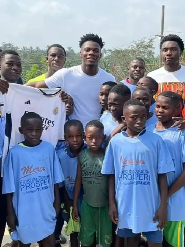 🌟 Aurélien Tchouaméni, une star au grand cœur avec les enfants de Manjo❤️⚽