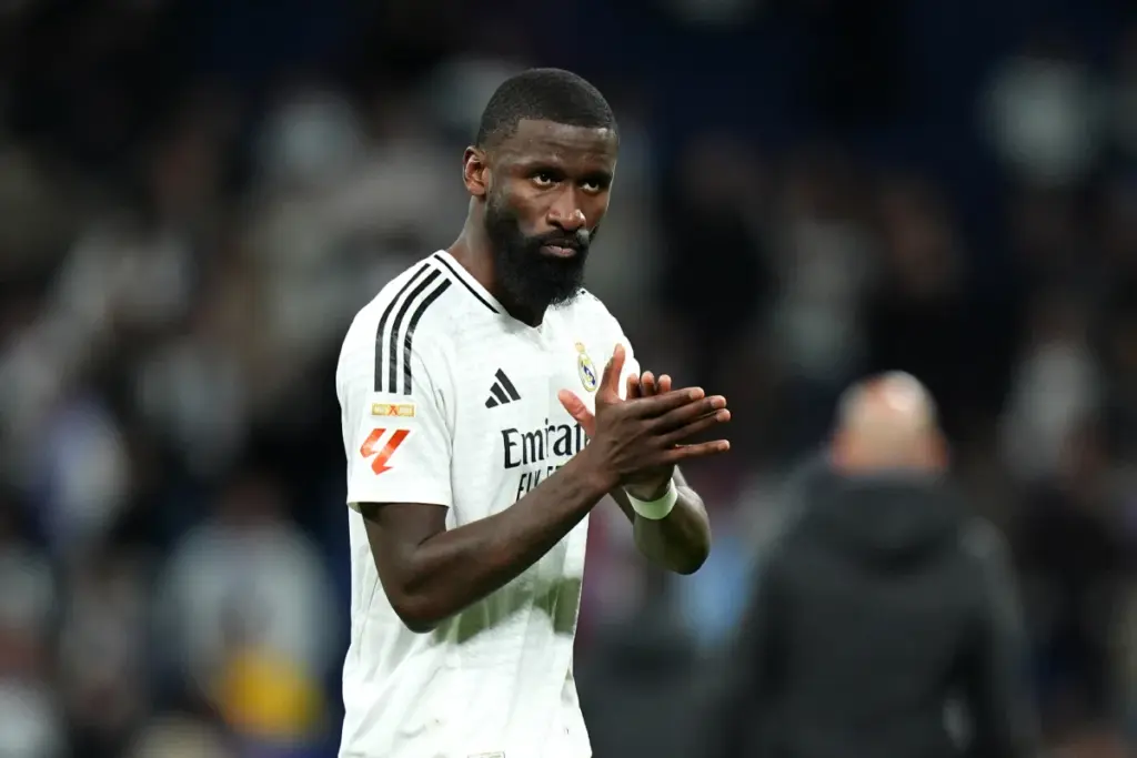 Antonio Rüdiger fait trembler le Real Madrid, Carlo Ancelotti tient la tête
