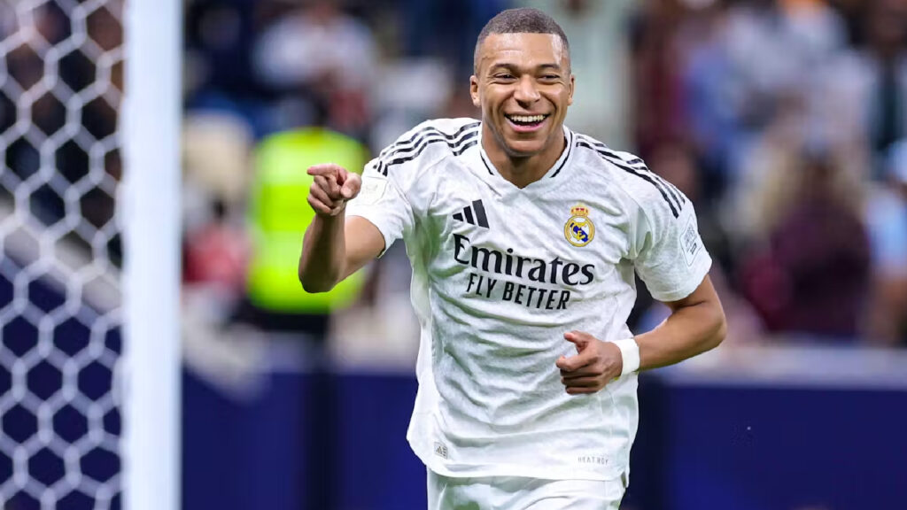 Kylian Mbappé - Vinicius Junior : Qui remportera en premier le Ballon d'Or à Madrid?