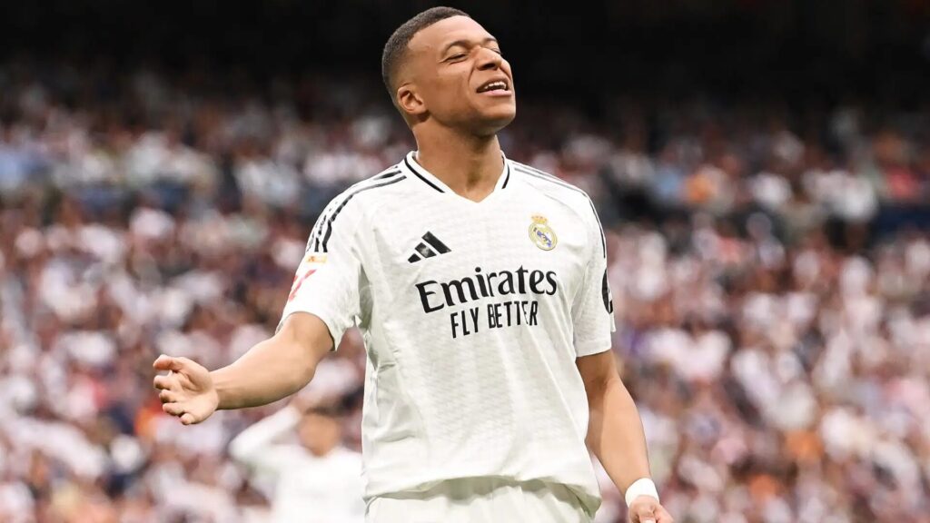 Real Madrid : Platini lance un message fort à Xabi au sujet de Mbappé